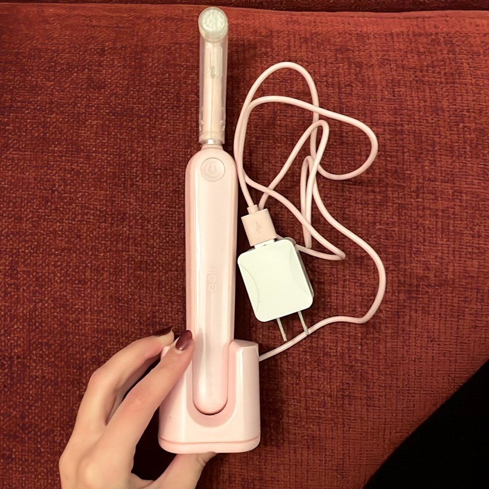 Goby electric toothbrush!